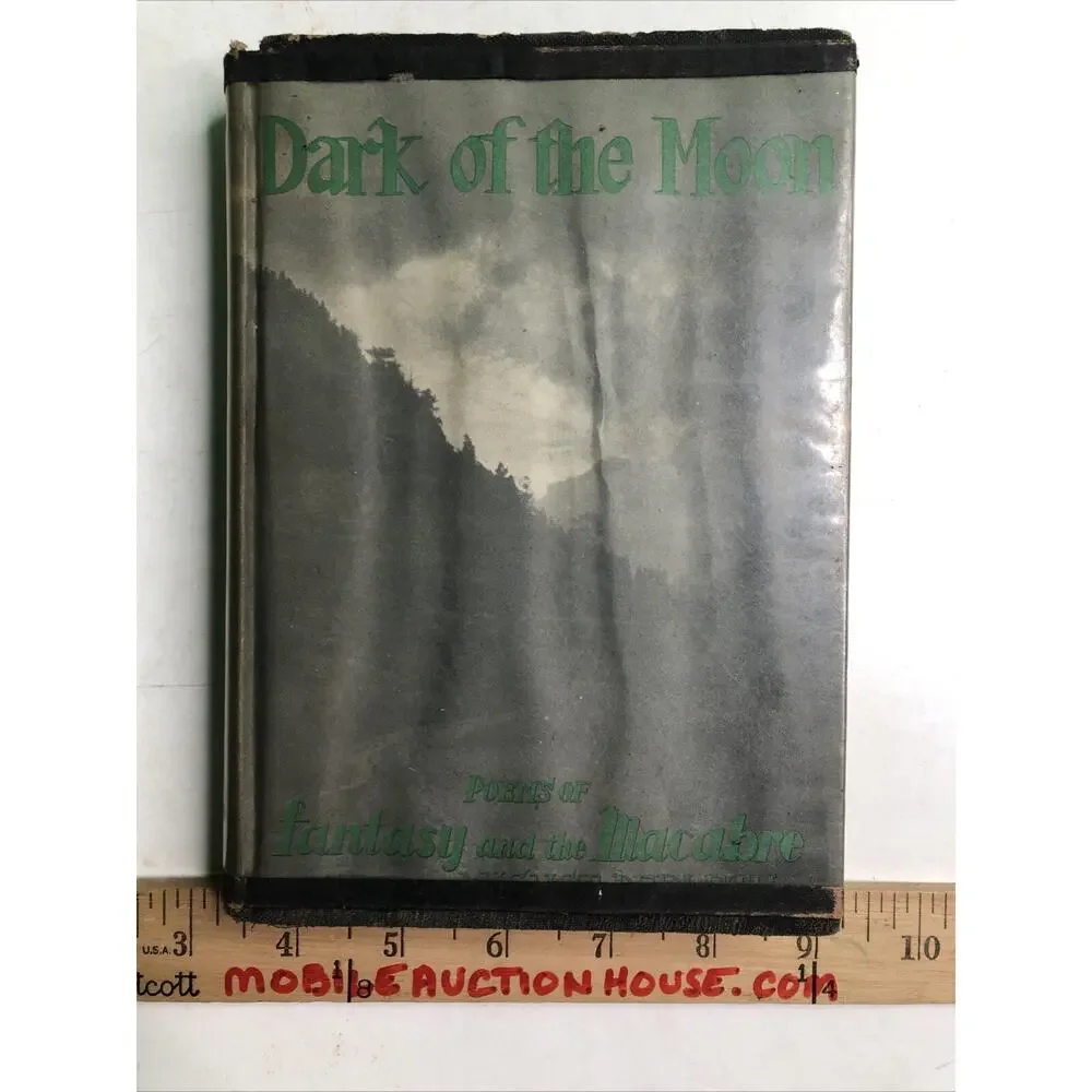 DARK OF THE MOON August Derleth Editor 1947 First Edition Poems Fantasy Macabre